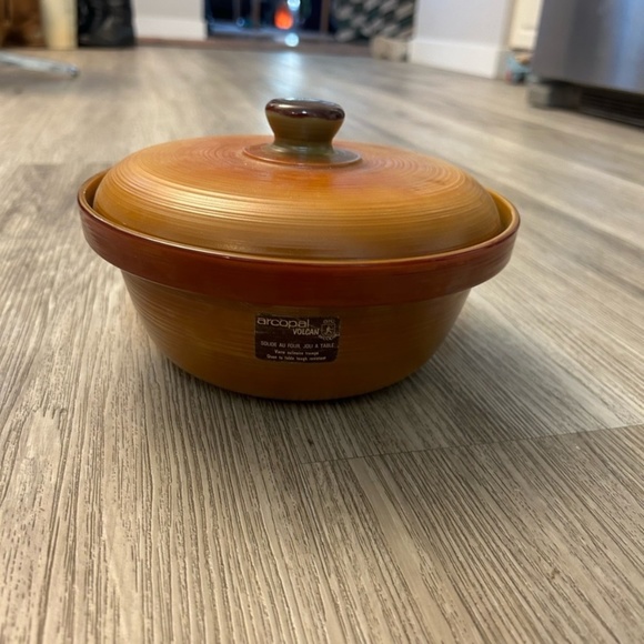 Vintage 70’s ARCOPAL Volcan French casserole oven/ heat resistant serving dish. - Picture 6 of 7